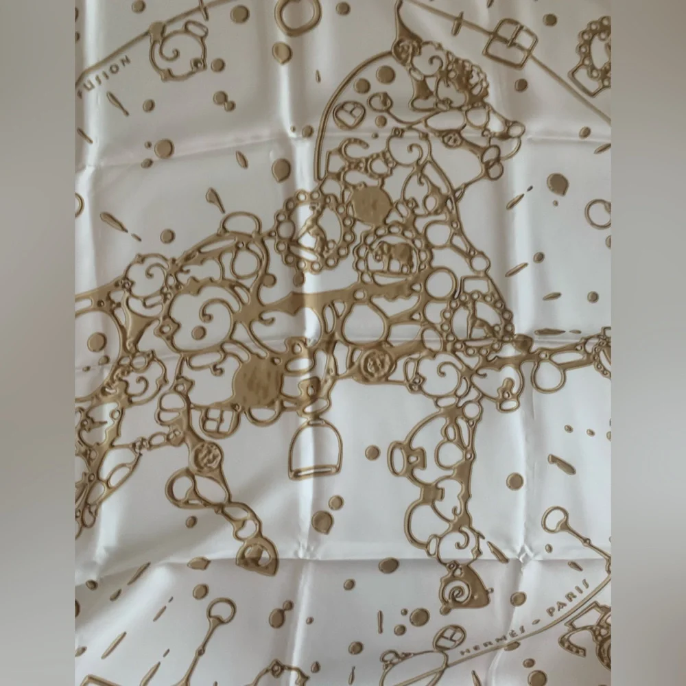 Hermes silk 90cm Cheval Fusion White and Gold Scarf - Picture 7 of 11